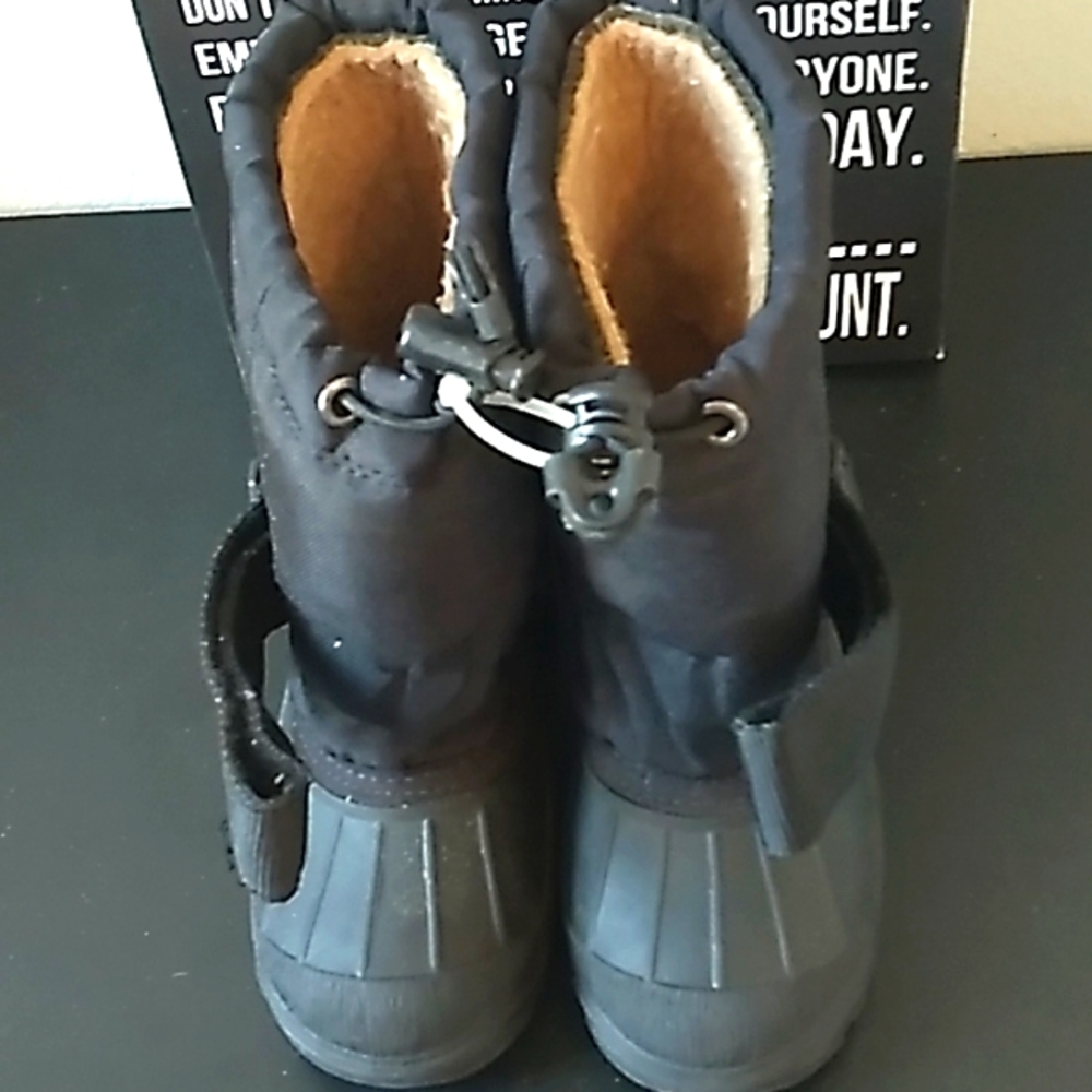 Kamik Rocket Wide